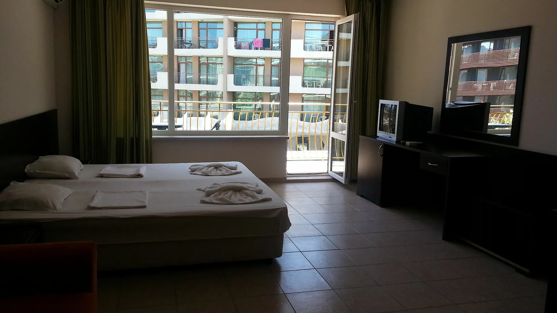 Menada Forum Apartments Sunny Beach